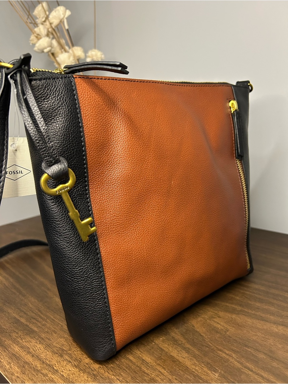 Fossil NWT Tara Crossbody Bag Black Brown Pebbled Leather - Picture 3 of 13